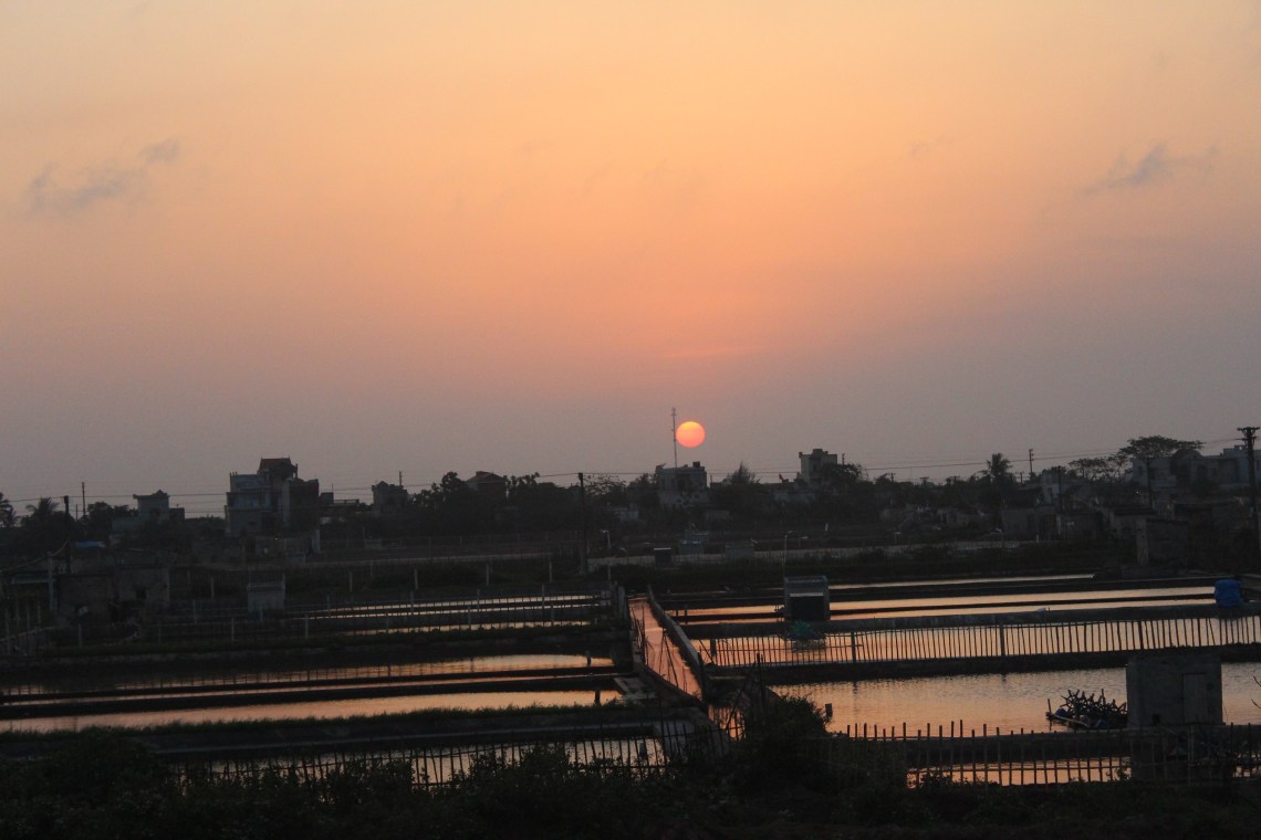 Hoàng hôn trên Đồng Châu 01/05/2015